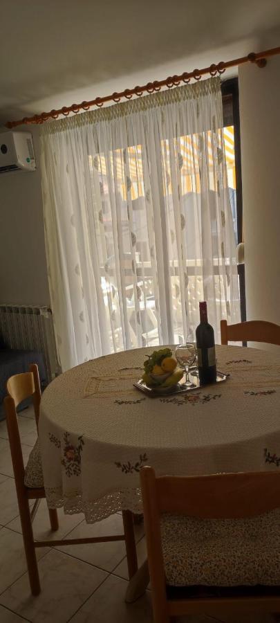 Villa Kadinela, 200M From Kamenjak, Huge Quiet Garden With Barbecue, 2 New Kitchens Premantura Exterior foto
