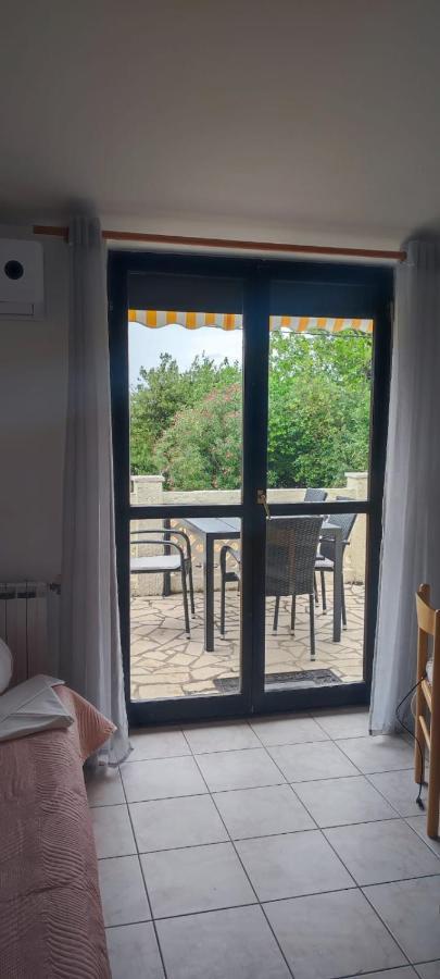 Villa Kadinela, 200M From Kamenjak, Huge Quiet Garden With Barbecue, 2 New Kitchens Premantura Exterior foto